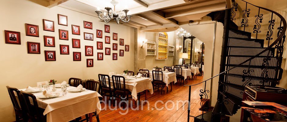 Latife Hanım Meyhanesi