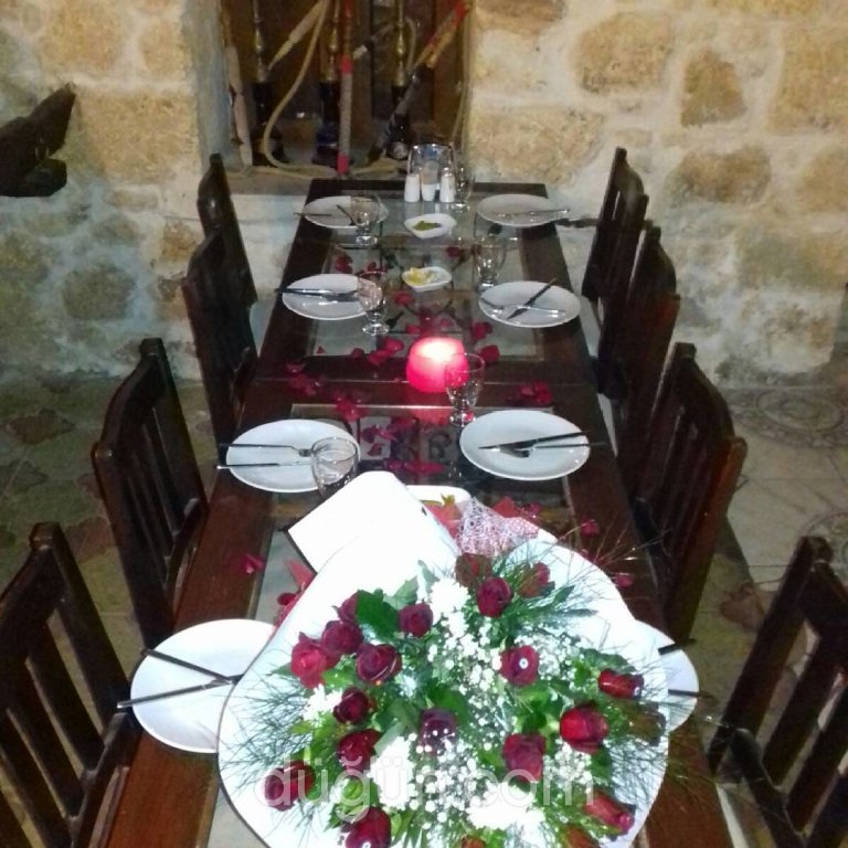 Marco Pasha Orkinos Restaurant