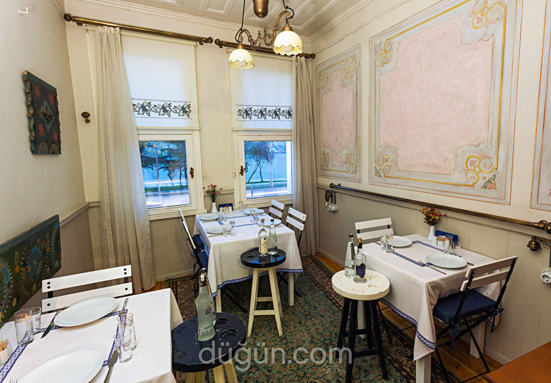 BarbaVasilis Rum Meyhanesi