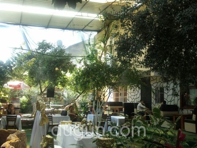 Gizli Bahçe Cafe