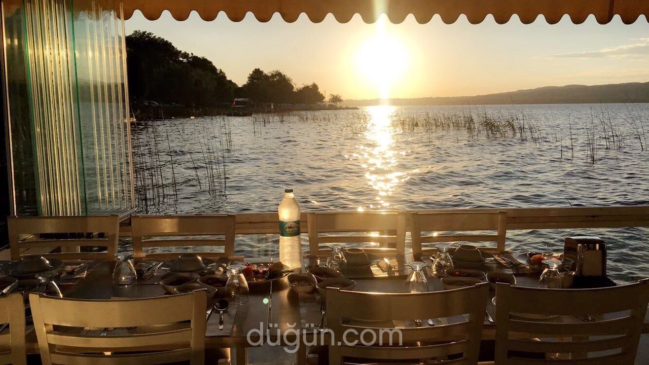 Kıyı Cafe & Restaurant