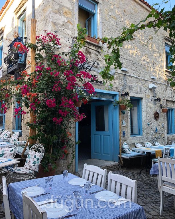 Gıybet Alaçatı Meyhanesi