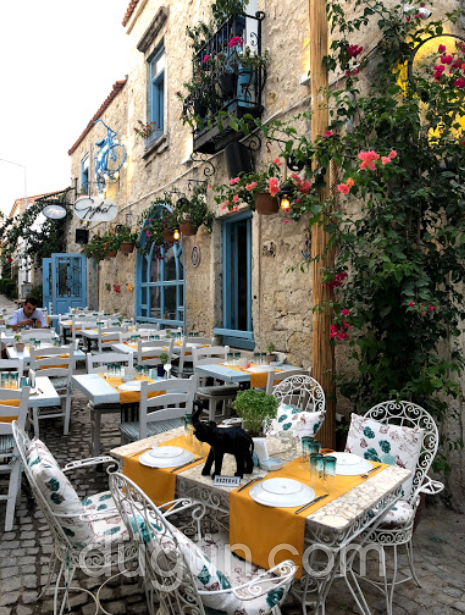 Gıybet Alaçatı Meyhanesi