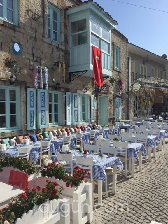 Saki Alaçatı Meyhane