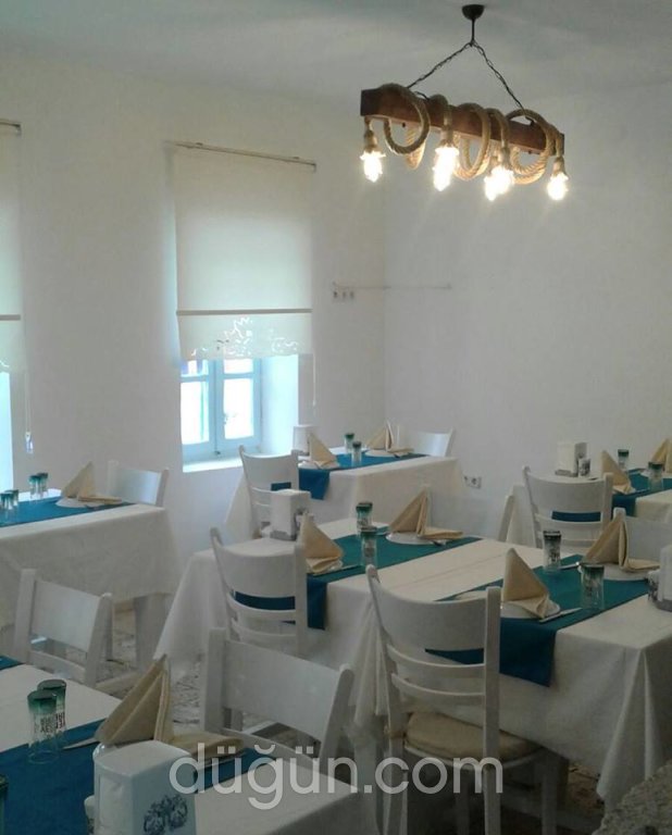 Saki Alaçatı Meyhane