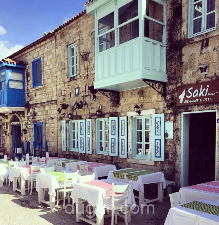 Saki Alaçatı Meyhane