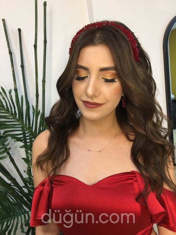 Aytunç Şehirlioğlu Hair Repair Studio