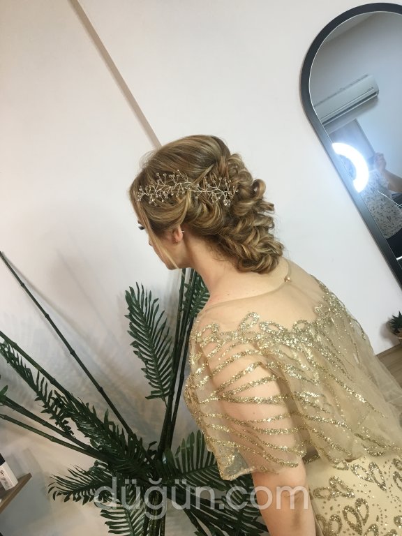 Aytunç Şehirlioğlu Hair Repair Studio