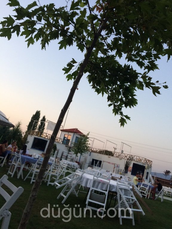 Toros Mekan Kır Bahçesi