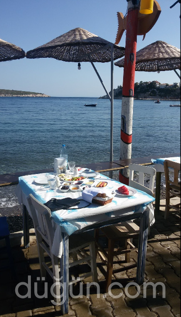 Giritli Rum Meyhanesi & Butik Otel