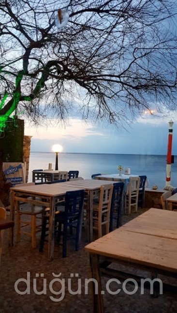 Giritli Rum Meyhanesi & Butik Otel