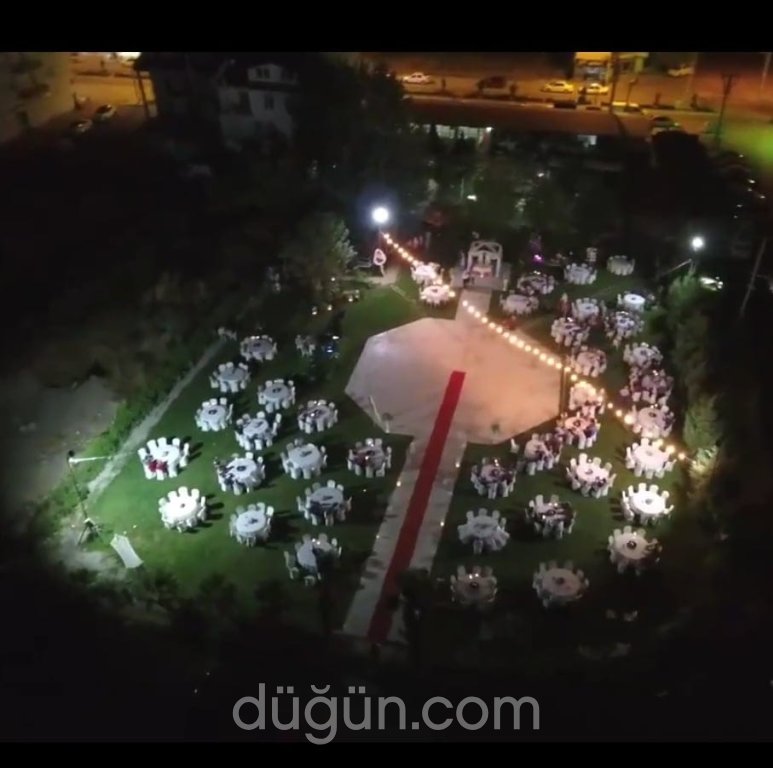 Ardıç Kır Bahçesi