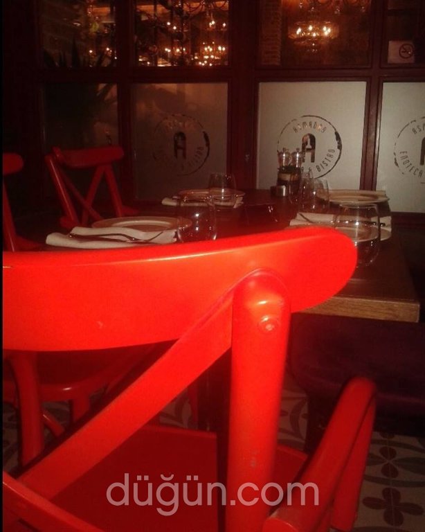Asmadan Enoteca & Bistro