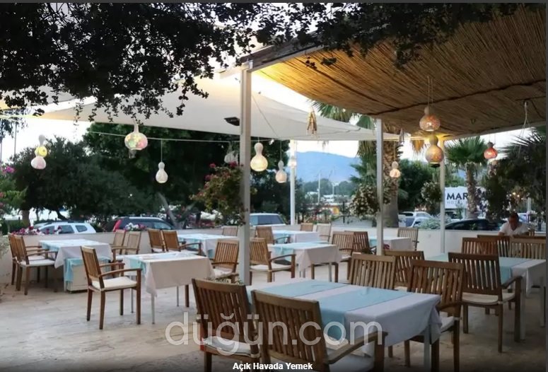 Marinada Hotel & Restaurant