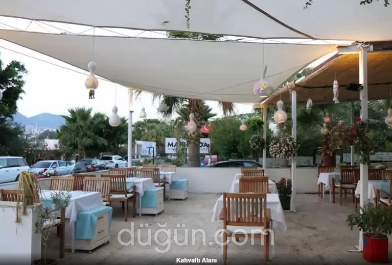 Marinada Hotel & Restaurant