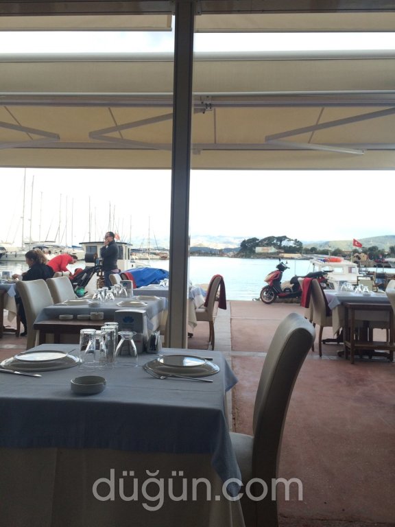 Ayana Yosun Restaurant