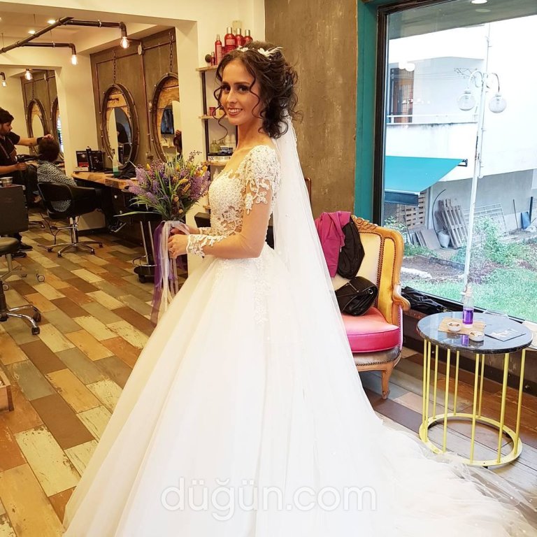 Özgür Saç 29