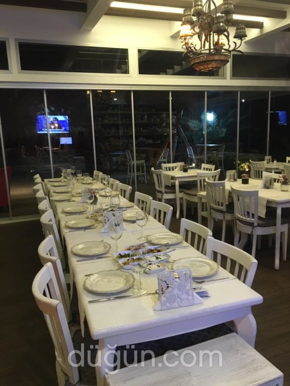 Megg's Otel & Restaurant