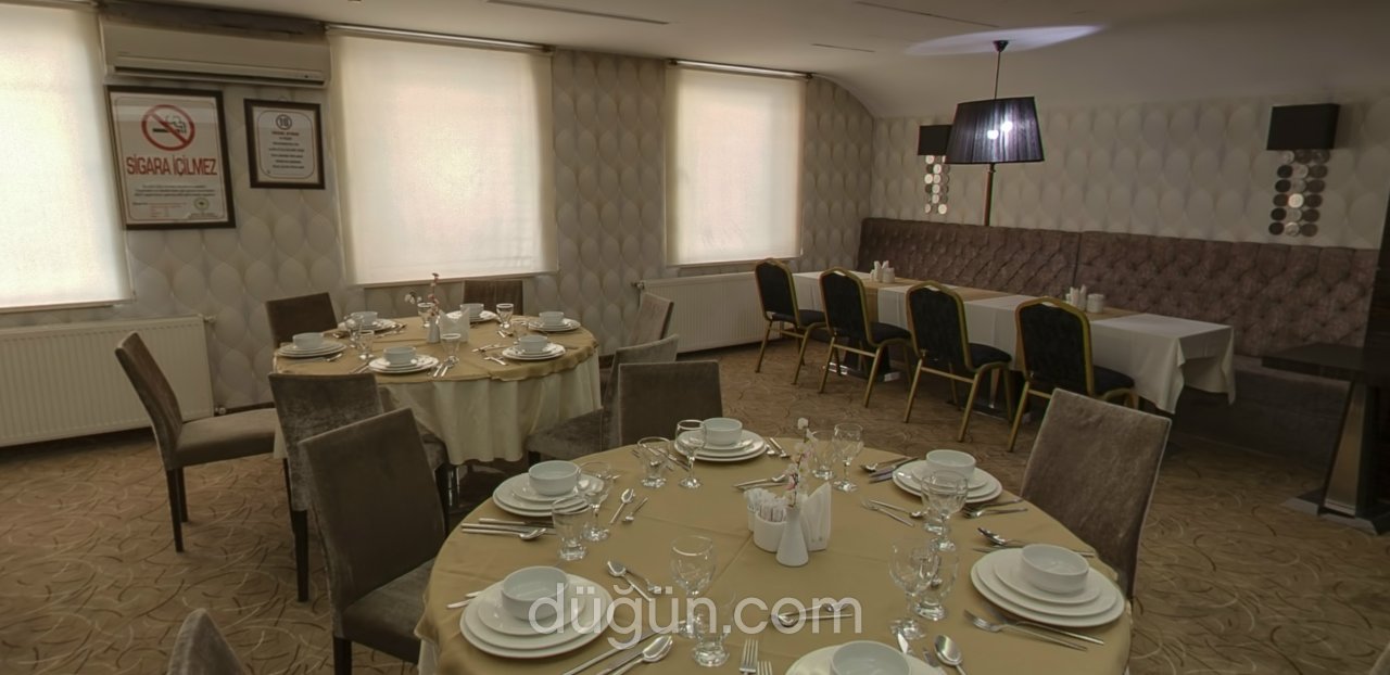 Lion City Hotel