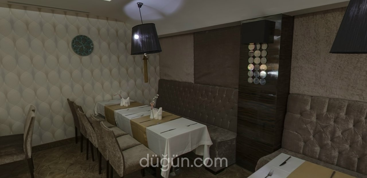 Lion City Hotel