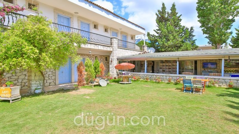 Alasonya Otel Alaçatı By Lamira