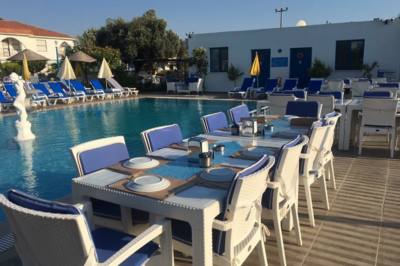 Mavi Restaurant & Bistro