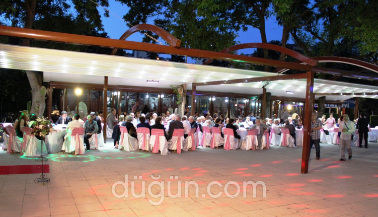 İzmit Öğretmenevi