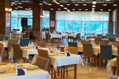 Akay Et & Balık Restaurant