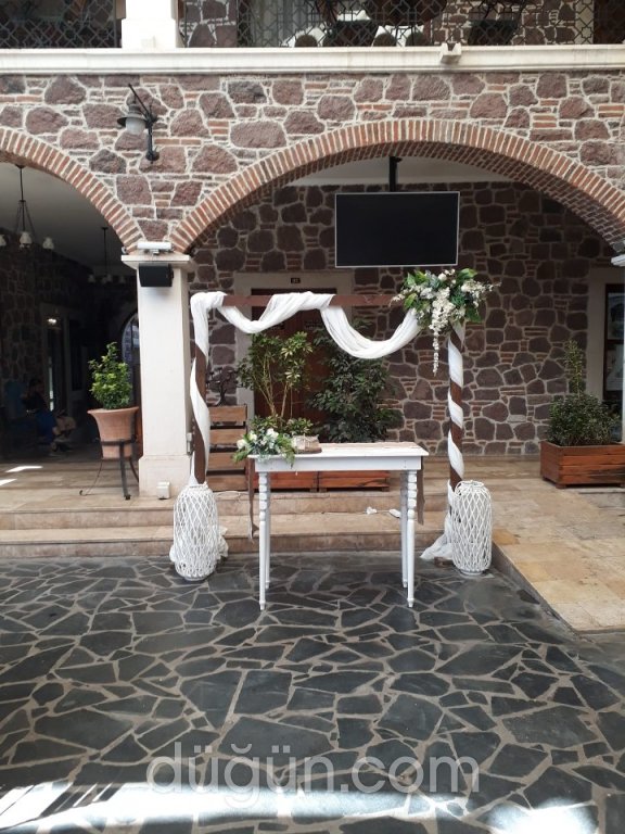 L' Agora Old Town Otel