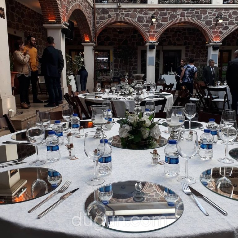 L' Agora Old Town Otel