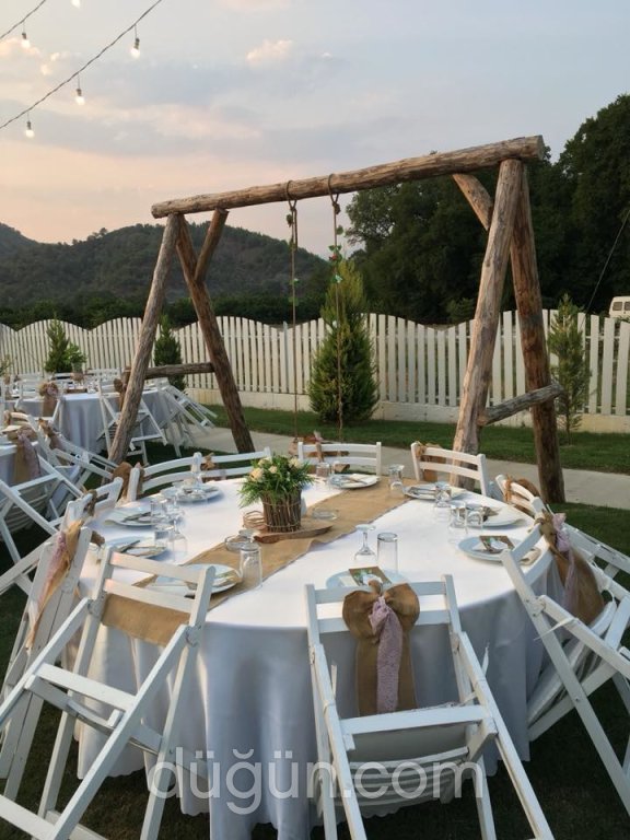 Otantik Royal Garden