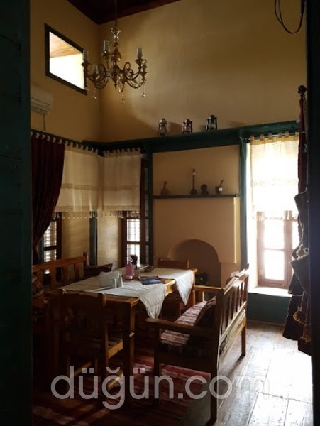 Tarihi Kısakahyaoğlu Konağı