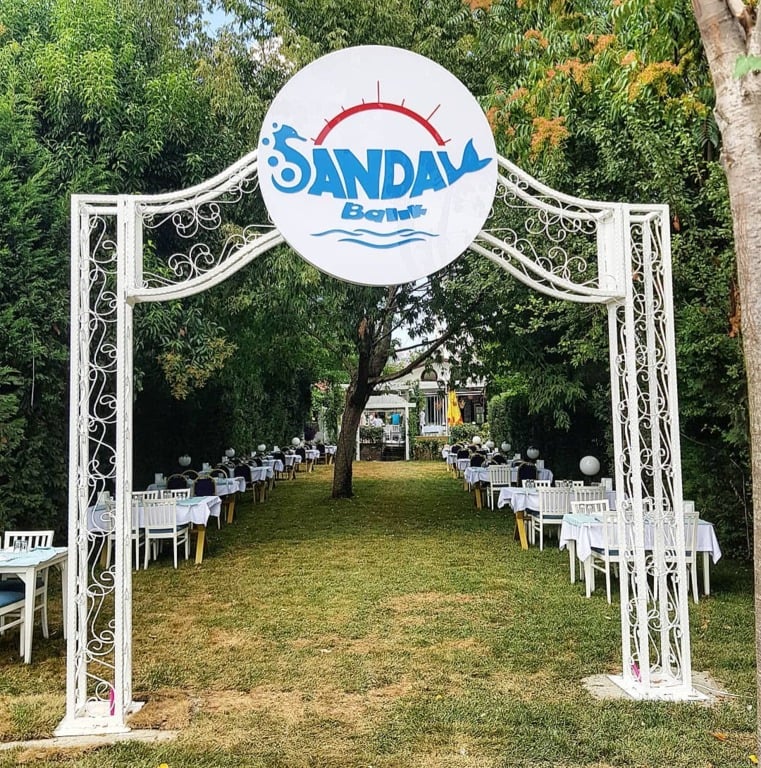 Sandal Restaurant