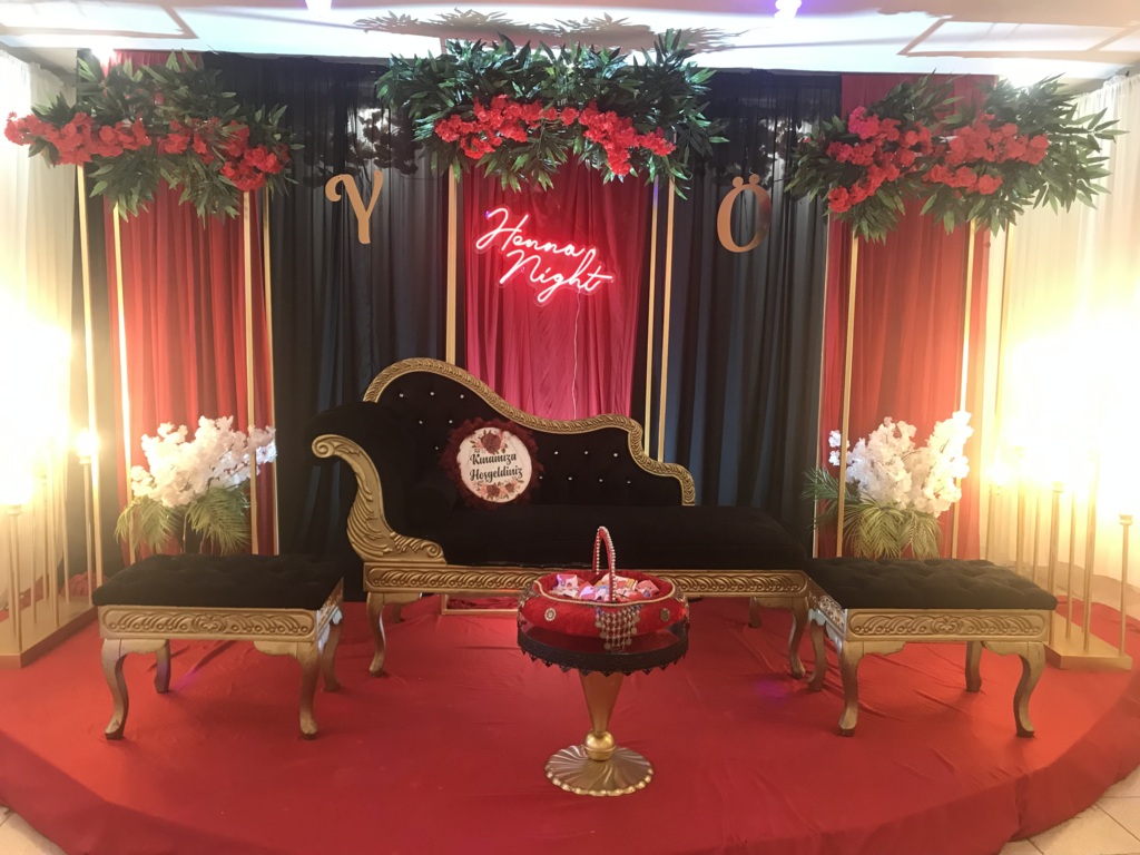 Evim & Yuvam Düğün Salonları