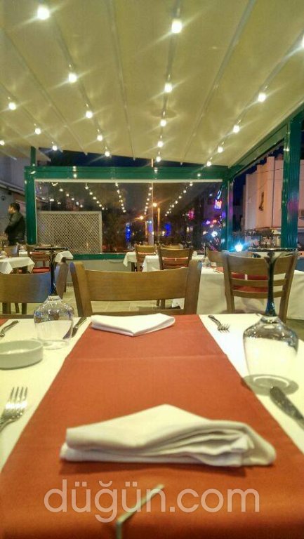 Peters Place Restaurant