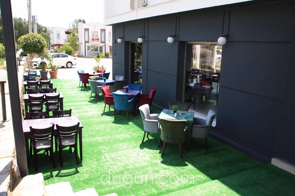 Peters Place Restaurant