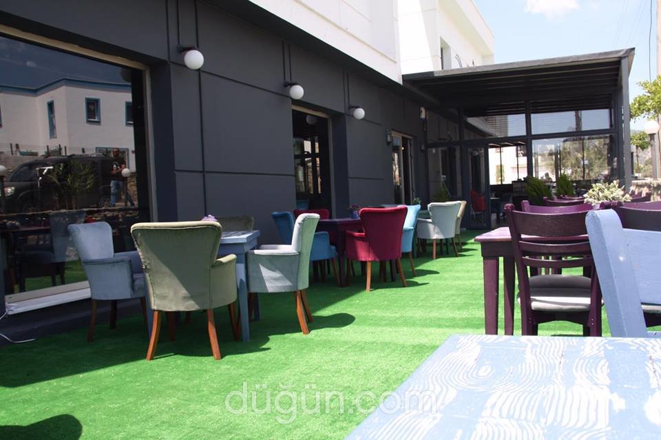 Peters Place Restaurant