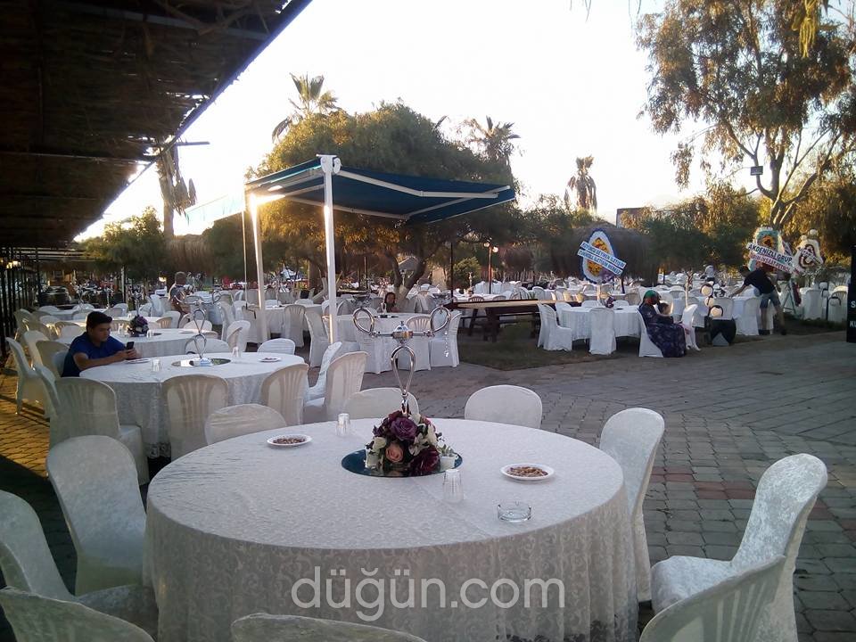 Koca Çalış Beach Restaurant