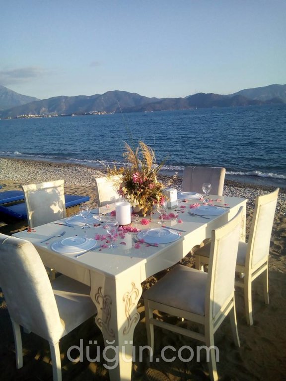 Koca Çalış Beach Restaurant