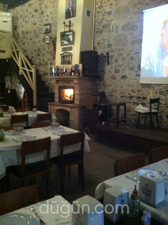 Cunda Moshos Taverna
