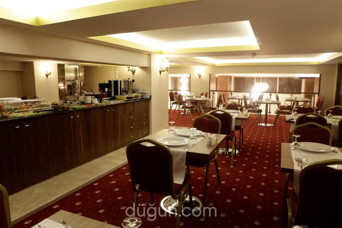 Sarr Tac Mahal Hotel