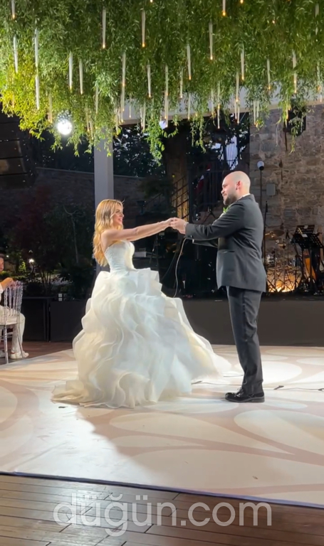 Hep Dans Hande Ermiş