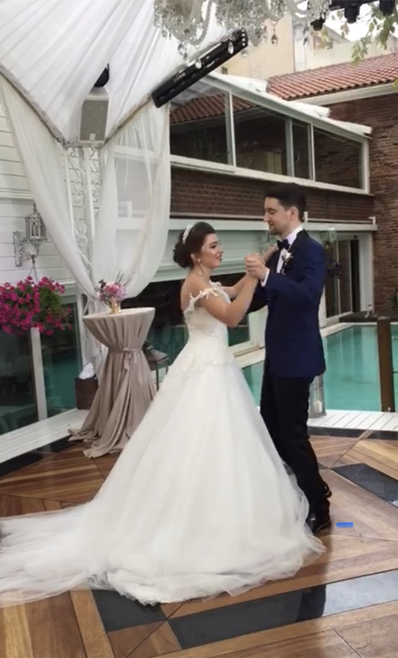 Hep Dans Hande Ermiş