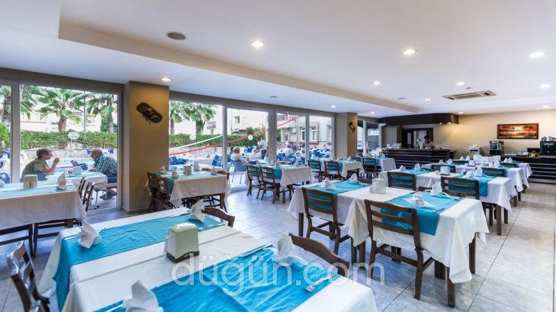 Helios Hotel Beach Lounge