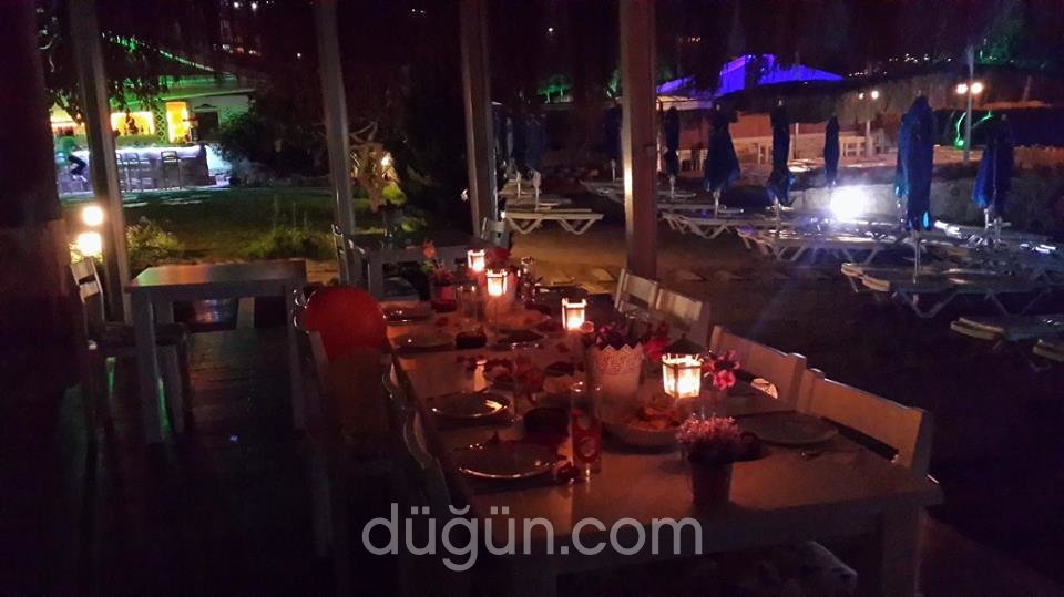 Yelken Bay Beach & Hotel