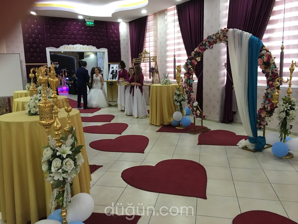 Kuşadası Beyaz Saray Düğün Davet Alanı