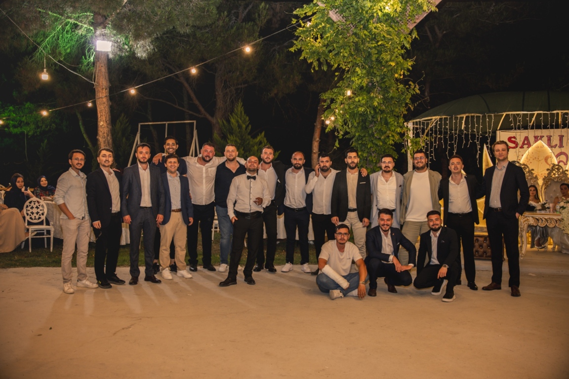 Saklı Göl Kır Bahçesi