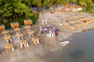 Green Pine Beach & Bungalows