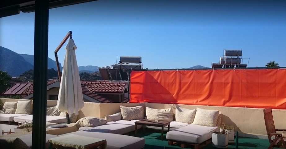 Caretta Caretta Hotel