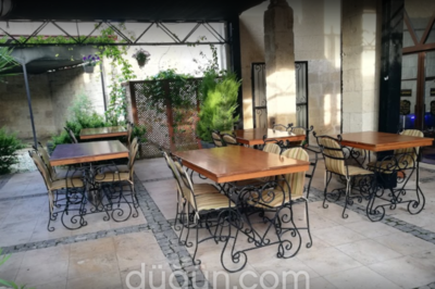 Burhanoğlu Konağı